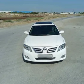 Toyota Camry 2010