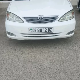 Toyota Camry 2004