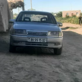 Opel Vectra 1990