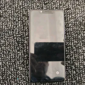 Telefon MI 8 SE