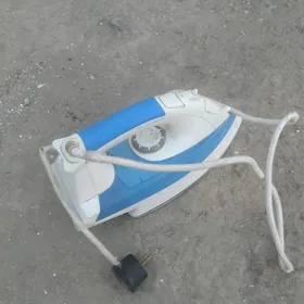 Útùk