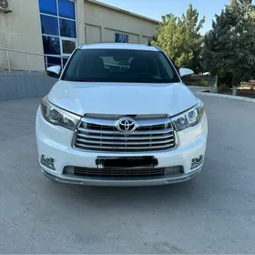 Toyota Highlander 2016