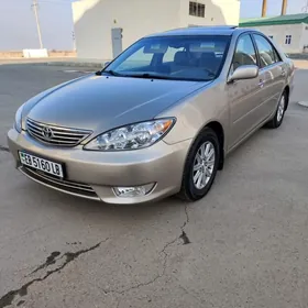 Toyota Camry 2004
