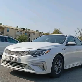Kia Optima 2019