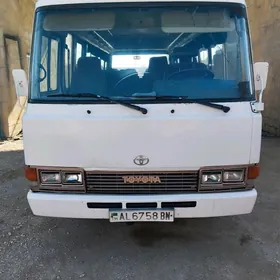 Toyota Coaster 1991