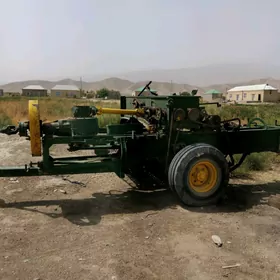 MTZ 82 2000