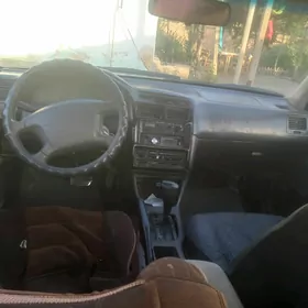 Toyota Corona 1999