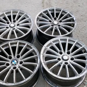 BMW e39 diska 2003