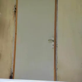 Daşky gapy awat demirden