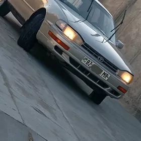 Toyota Camry 1992