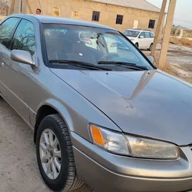 Toyota Camry 1998