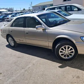 Toyota Camry 2001