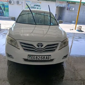 Toyota Camry 2010