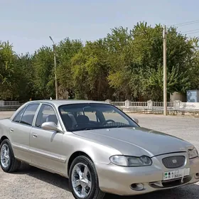 Hyundai Sonata 1997