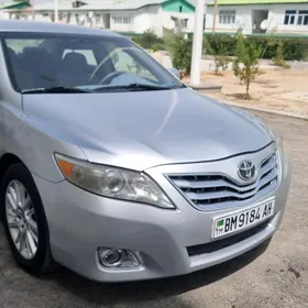 Toyota Camry 2011