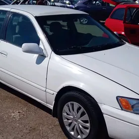 Toyota Camry 1998