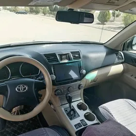 Toyota Highlander 2012