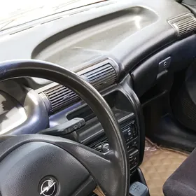 Opel Astra 1993