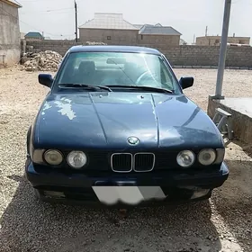 BMW 525 1989