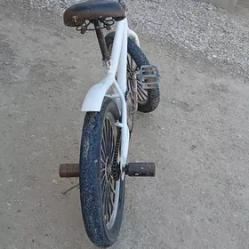 velikvelikvlik