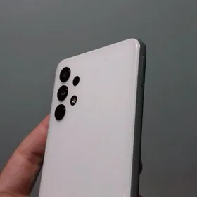 A32