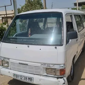 Nissan Urvan 1993