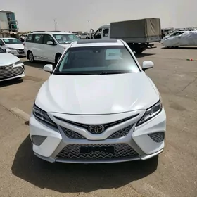 Toyota Camry 2020
