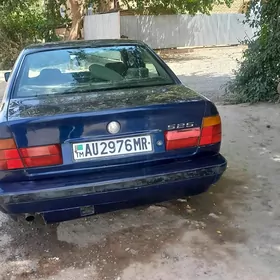 BMW 525 1989