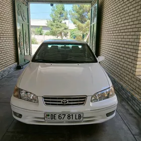 Toyota Camry 1998