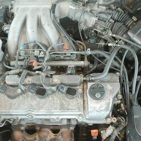 Toyota Avalon 2001