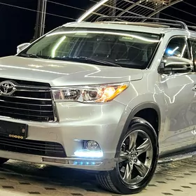 Toyota Highlander 2016