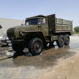 Ural 4320 1980