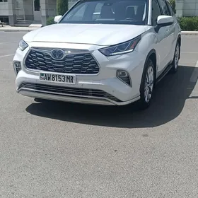 Toyota Highlander 2022
