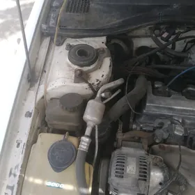 Toyota Corona 1998