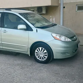 Toyota Sienna 2009