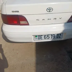 Toyota Camry 1996
