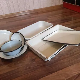 Эмалированные лотки