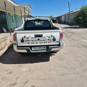 Toyota Tacoma 2022