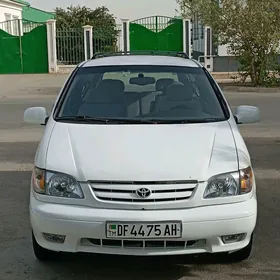 Toyota Sienna 2000