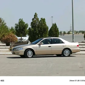 Toyota Camry 2001