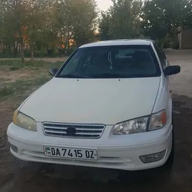 Toyota Camry 1999