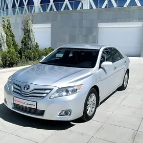 Toyota Camry 2010