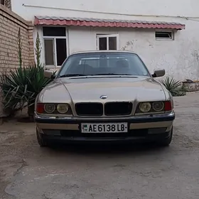BMW 740 2000