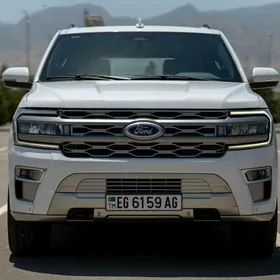Ford Expedition 2022