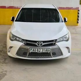 Toyota Camry 2016