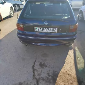 Opel Astra 1993