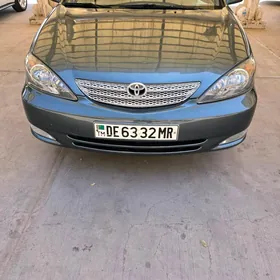 Toyota Camry 2004