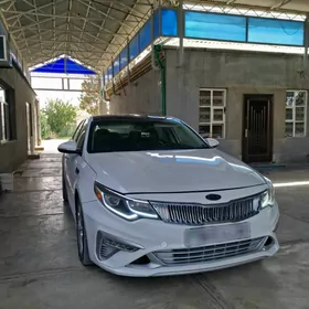 Kia Optima 2017