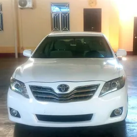 Toyota Camry 2011