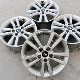 Hyundai disga 16 lik